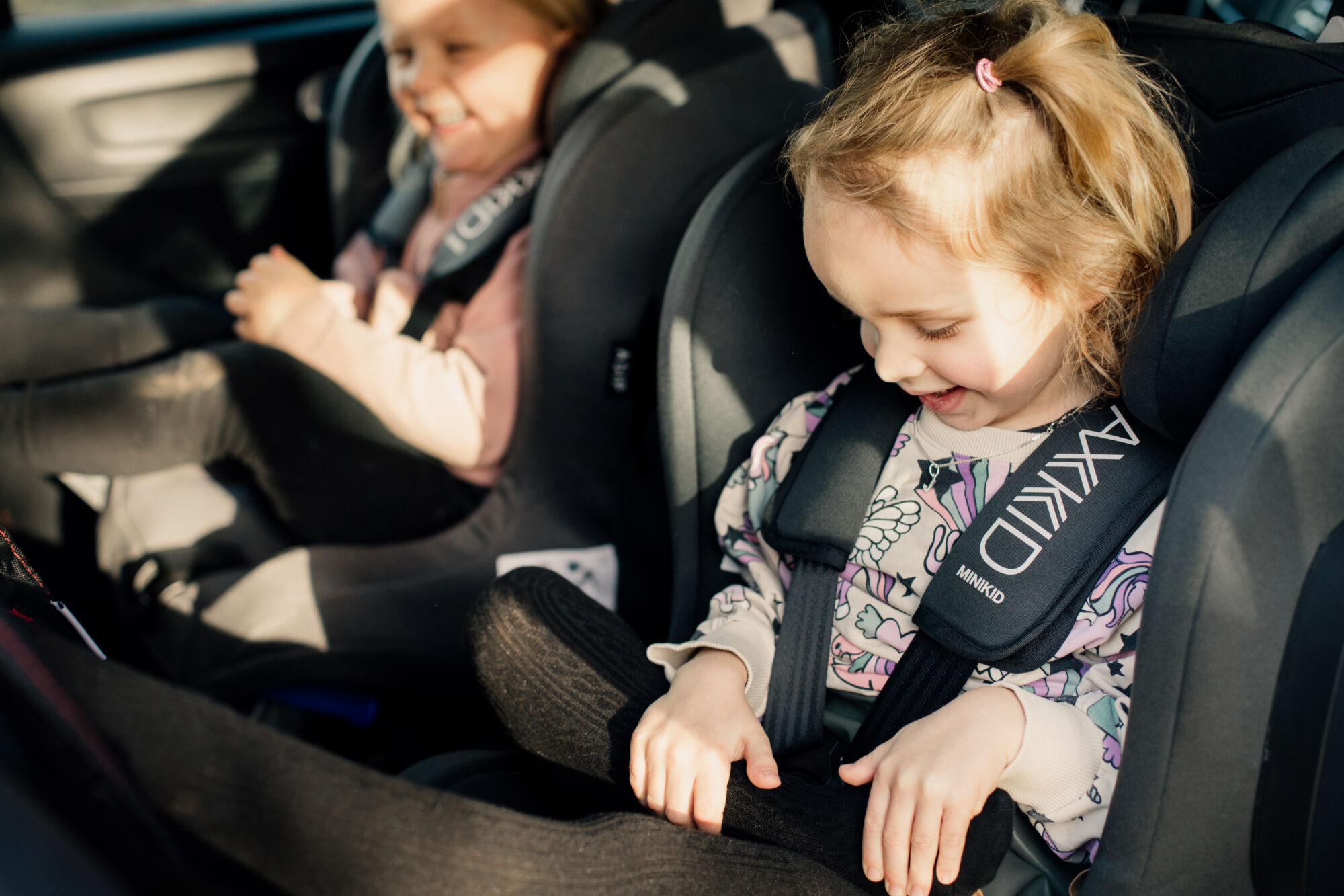 Plenty of leg room in Axkid car seat.
