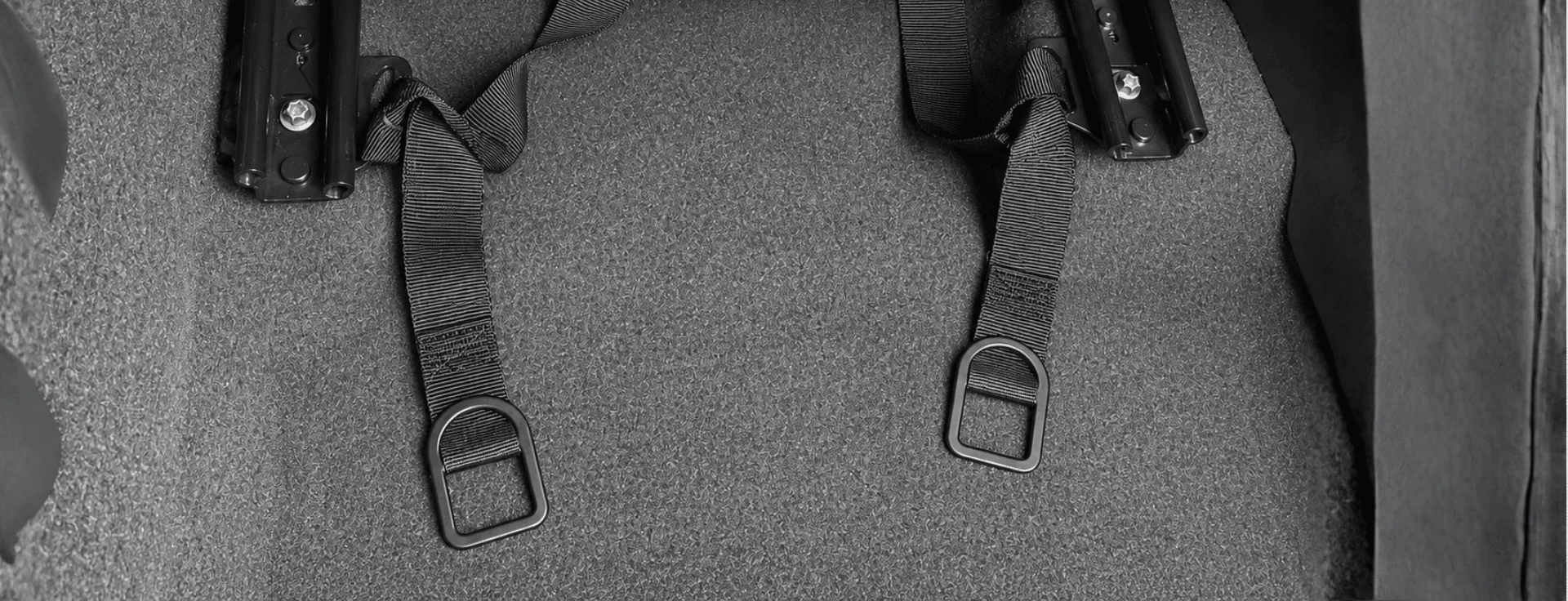 hero block image tether straps in car d