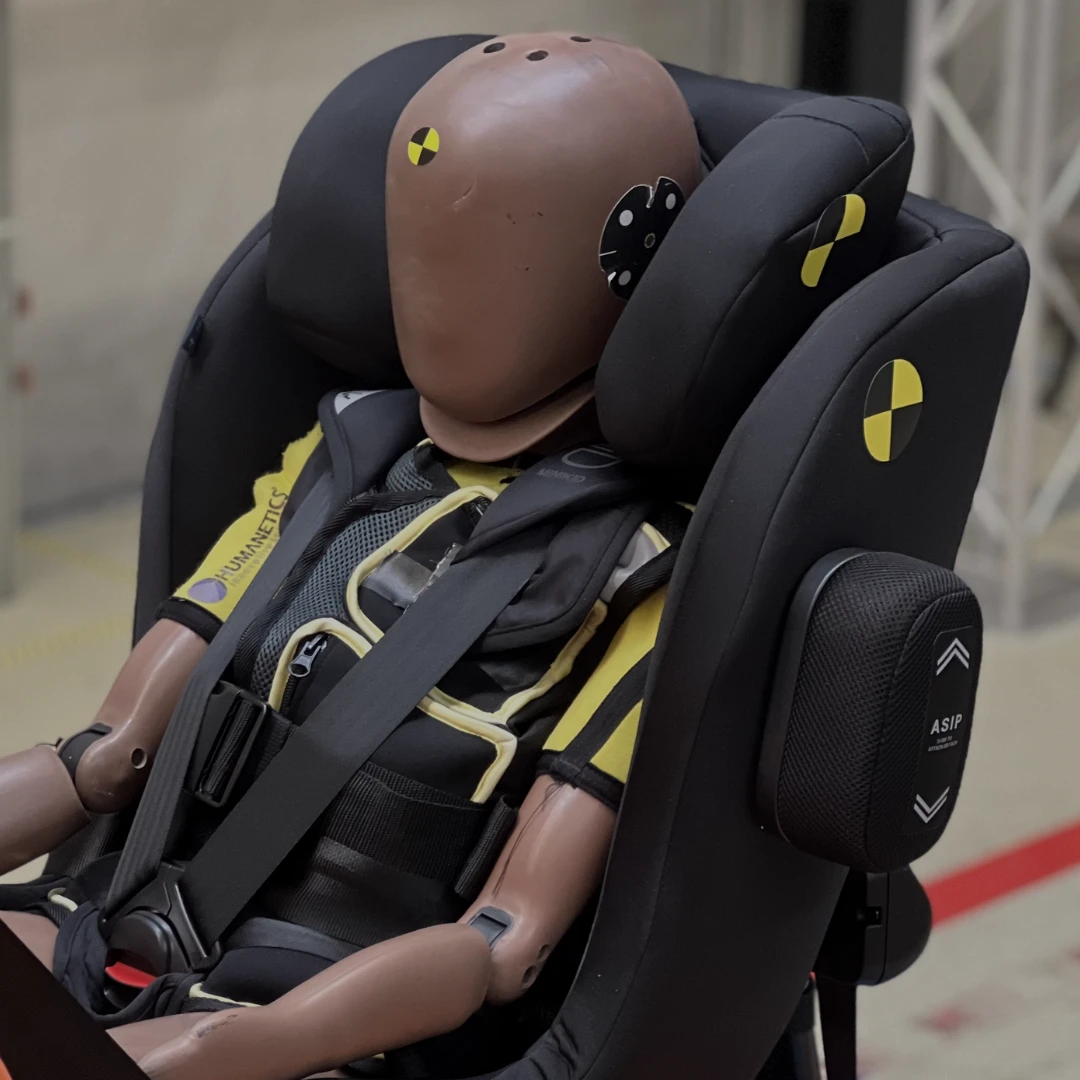 lifestyle crash test dummy q6 with weighted vest