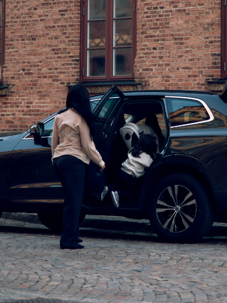 mobile image header one 3 winter campaign