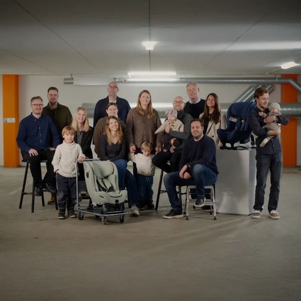 lifestyle image axkid parents and staff 600x600