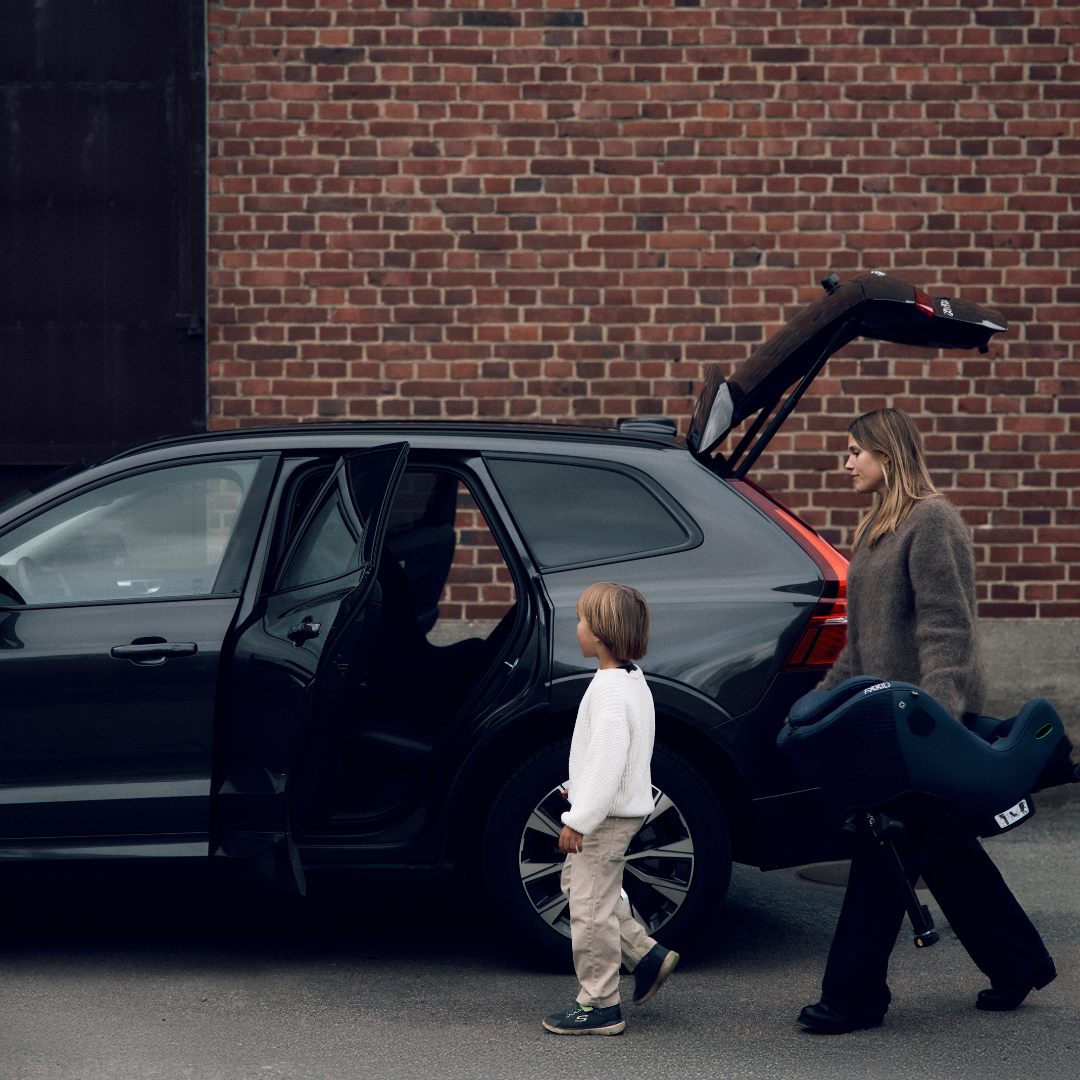 sustainability page lifestyle 1x1 (1)